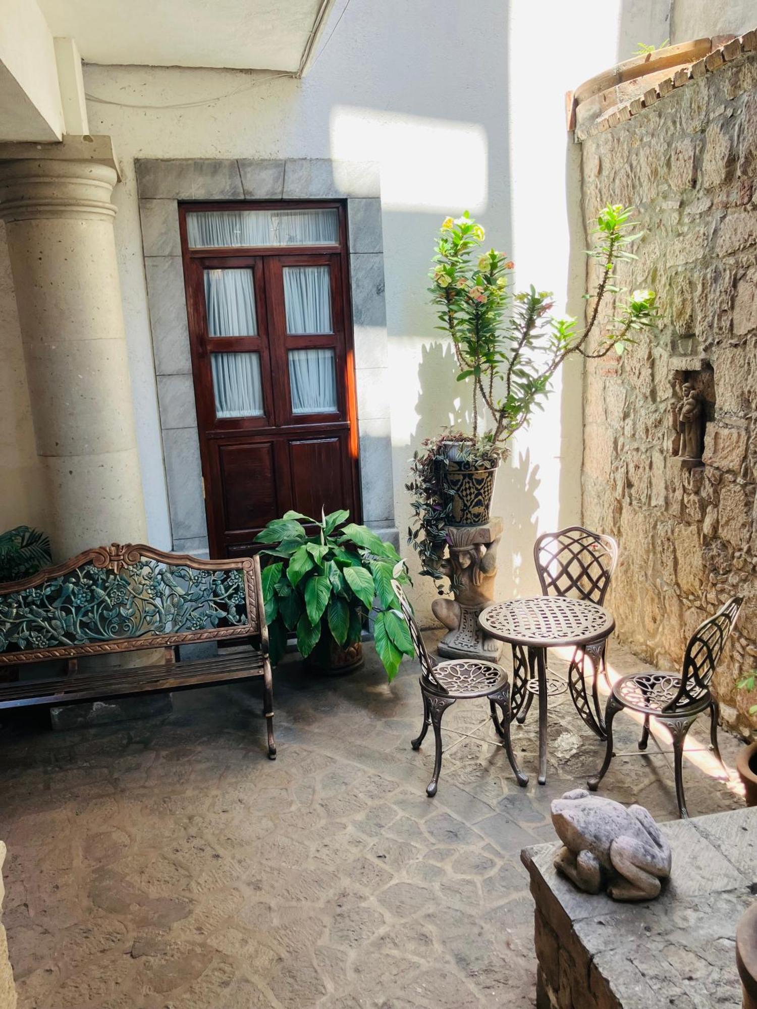 Casa De Los Remedios 莫雷利亚 外观 照片