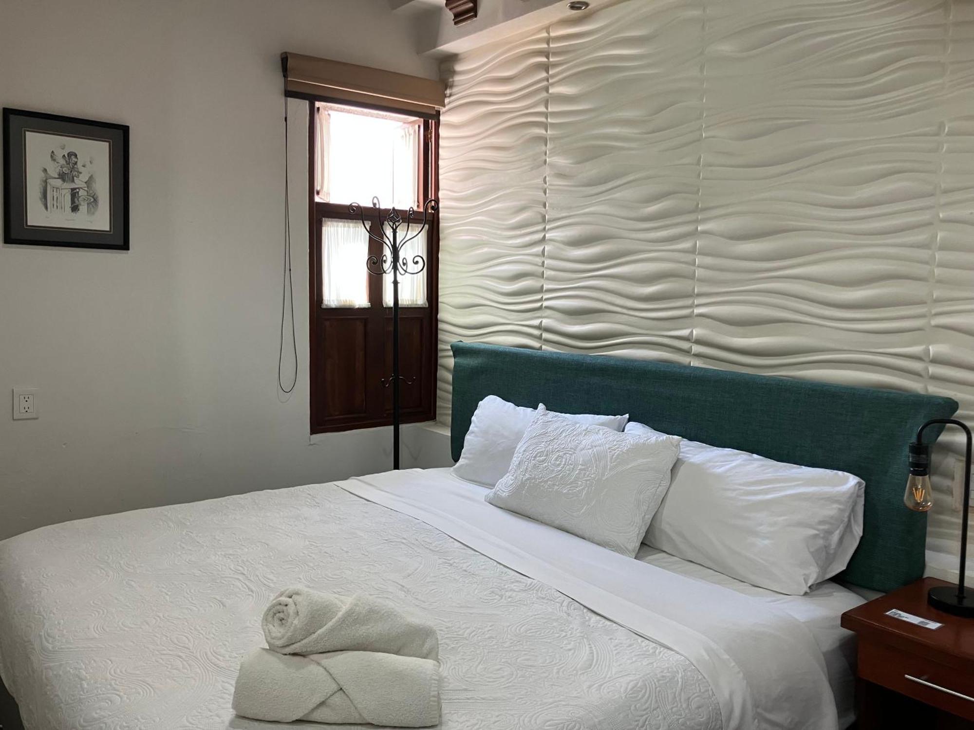 Casa De Los Remedios 莫雷利亚 外观 照片