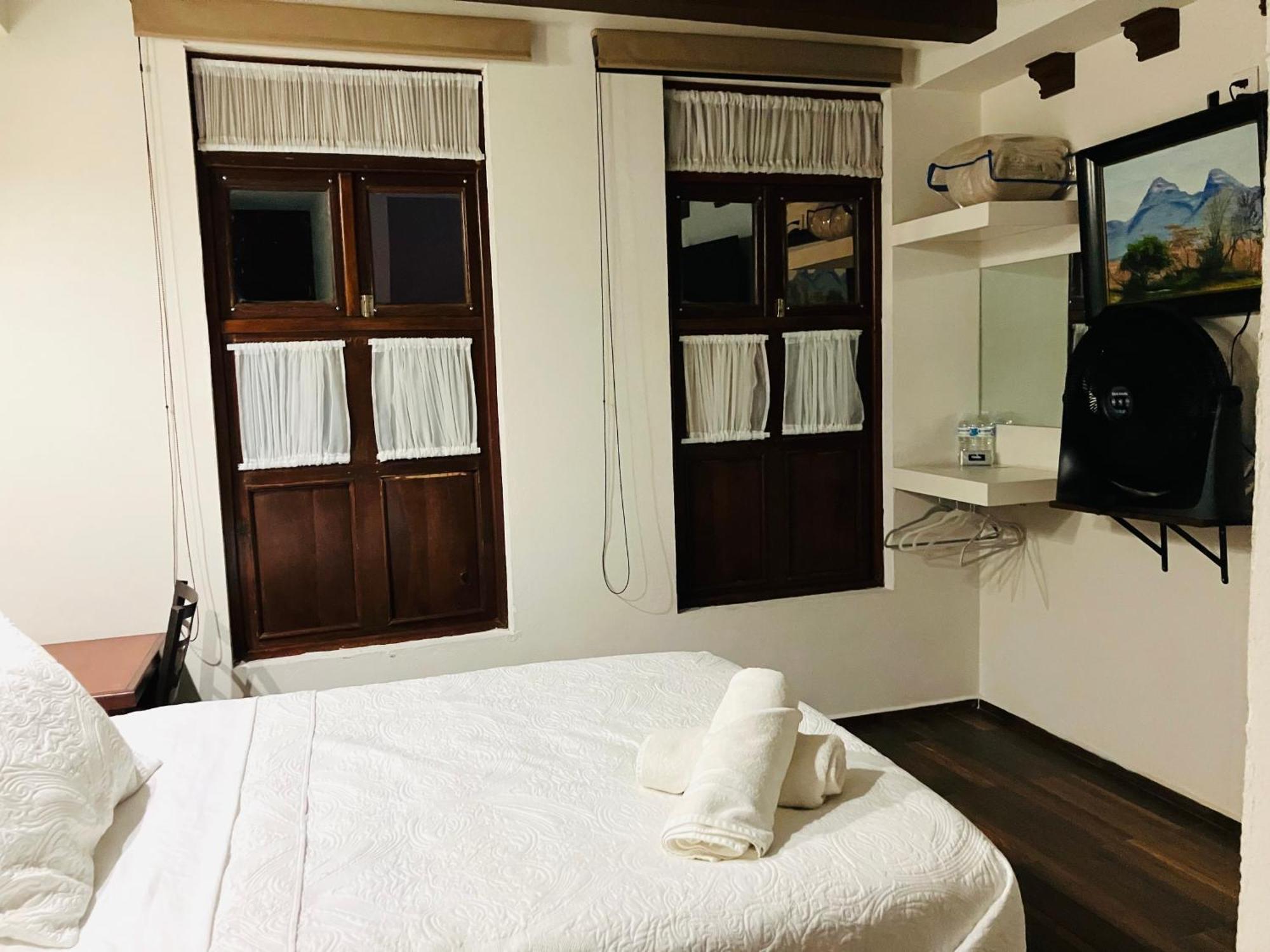 Casa De Los Remedios 莫雷利亚 外观 照片